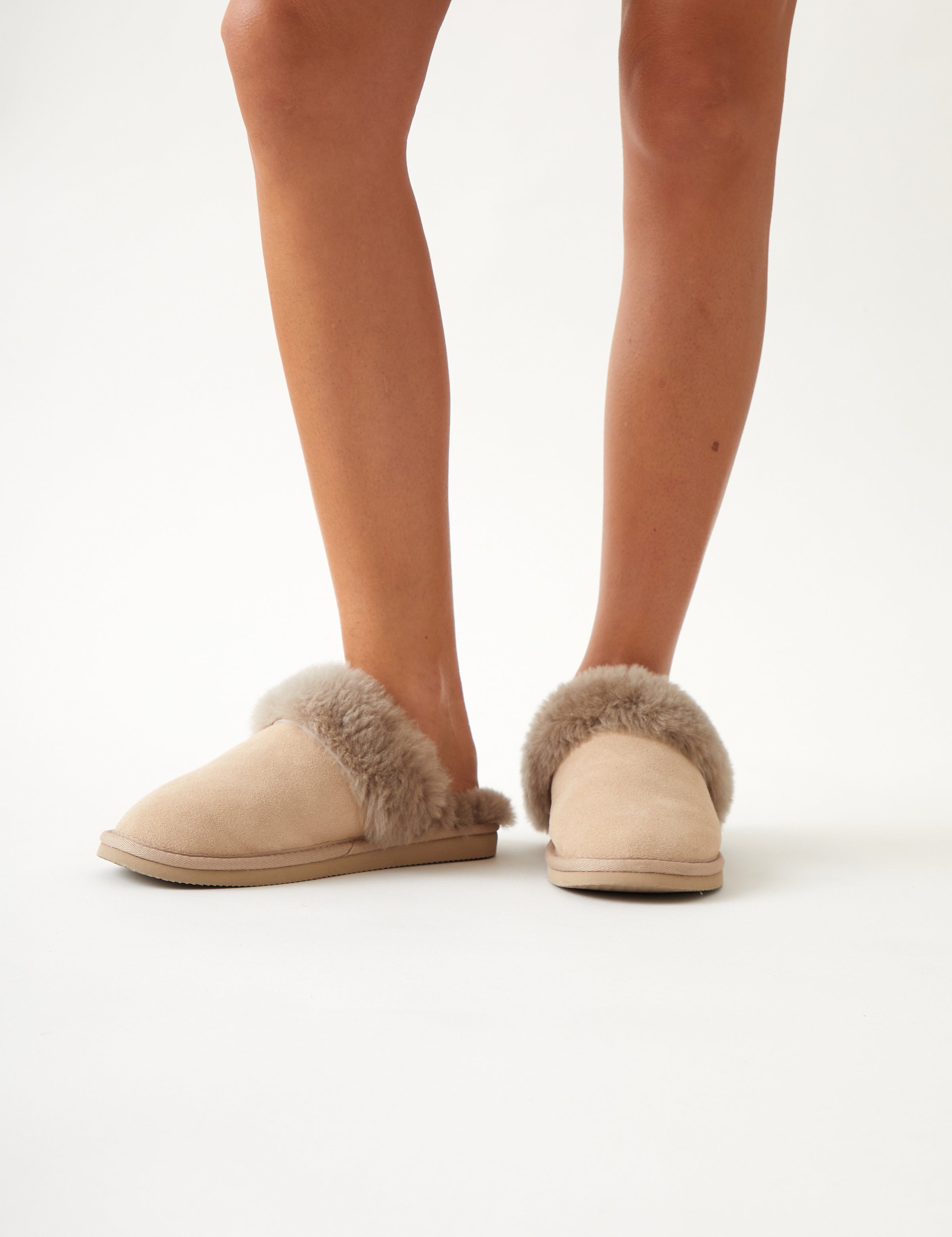 Snuggle Slippers | Champagne-1