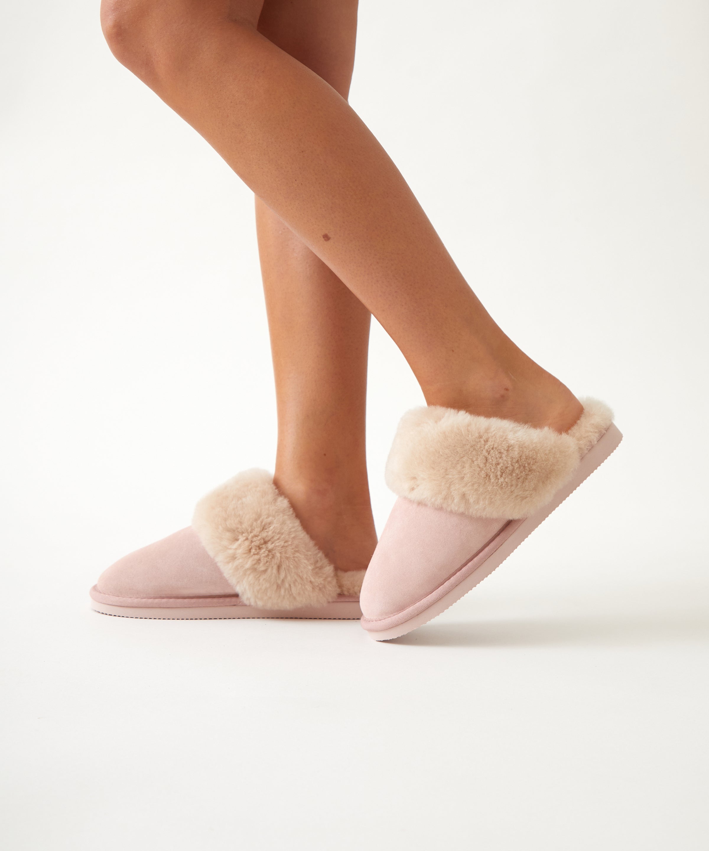 Snuggle Slippers | Pink-2