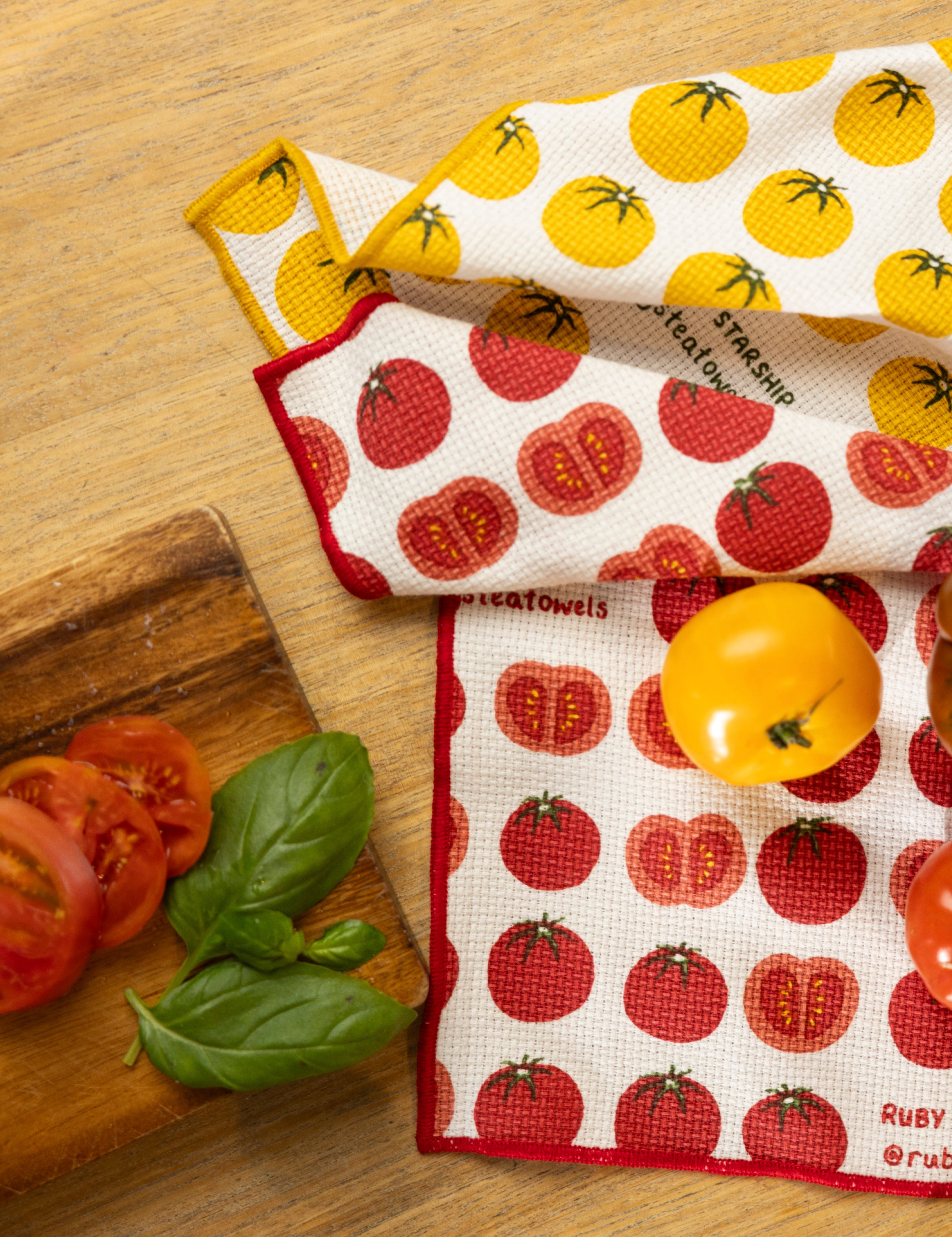 Starship Tomato Washcloth Set of 2 | Multi-2