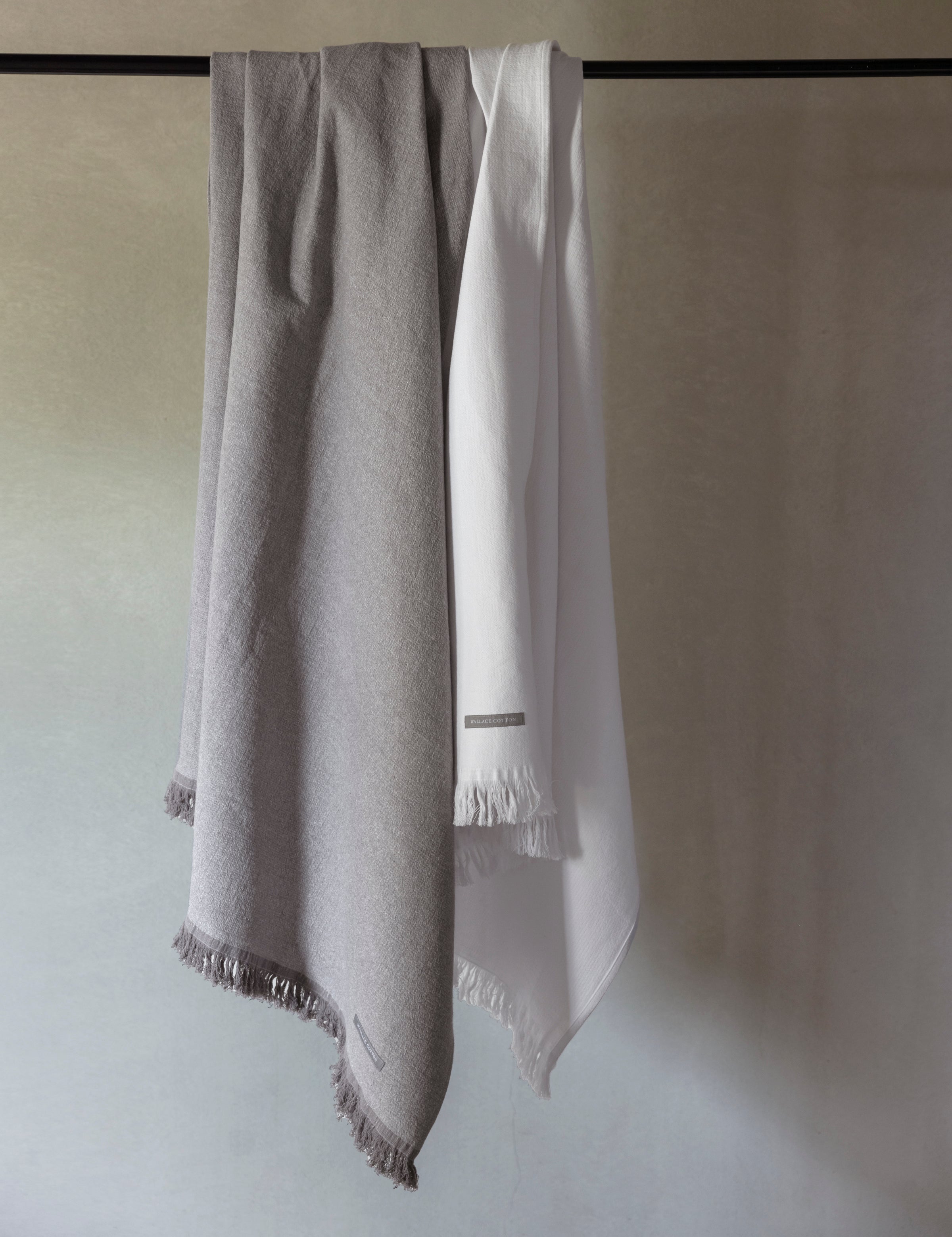 Tennyson Throw | White-2