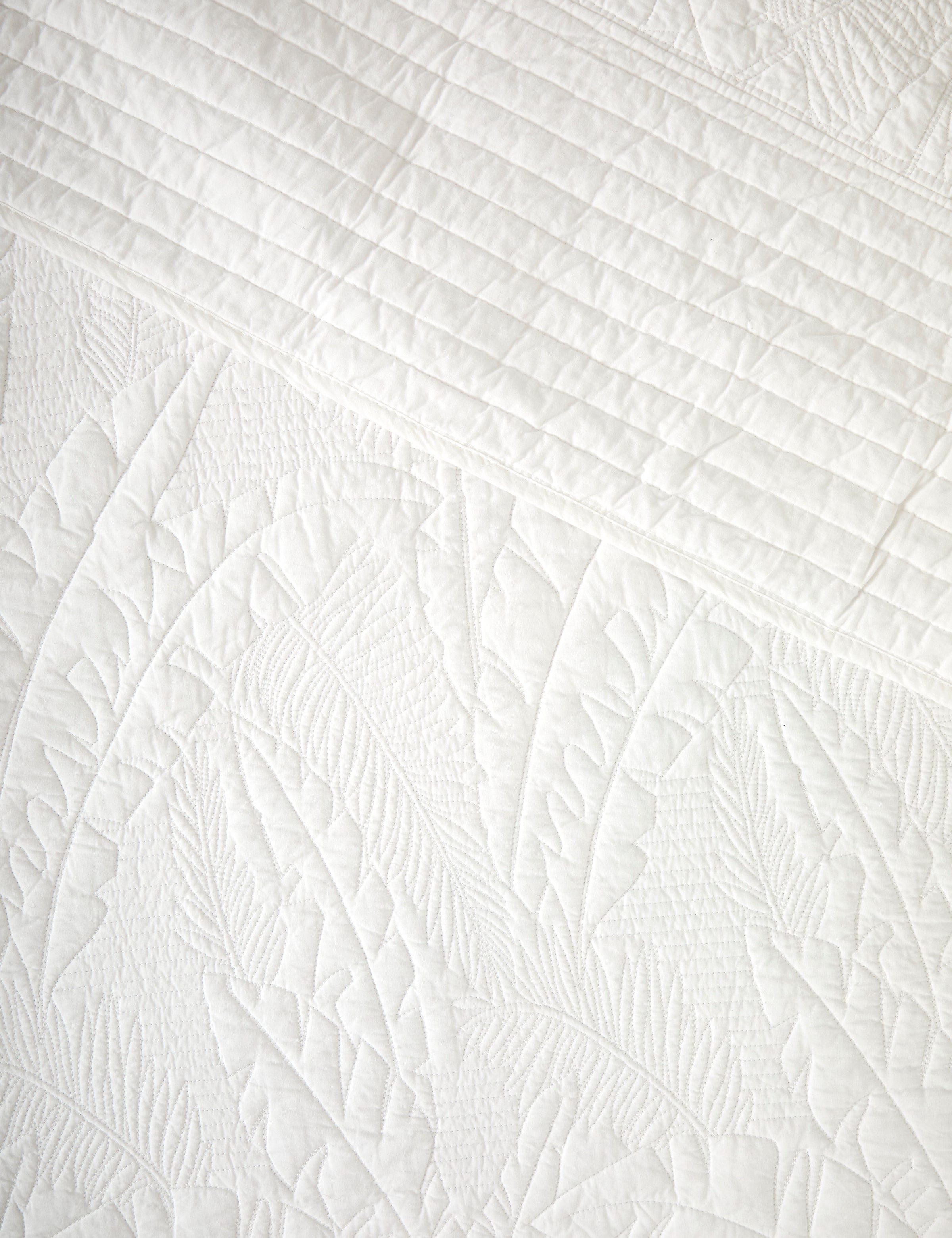 Unity Quilt | White-4