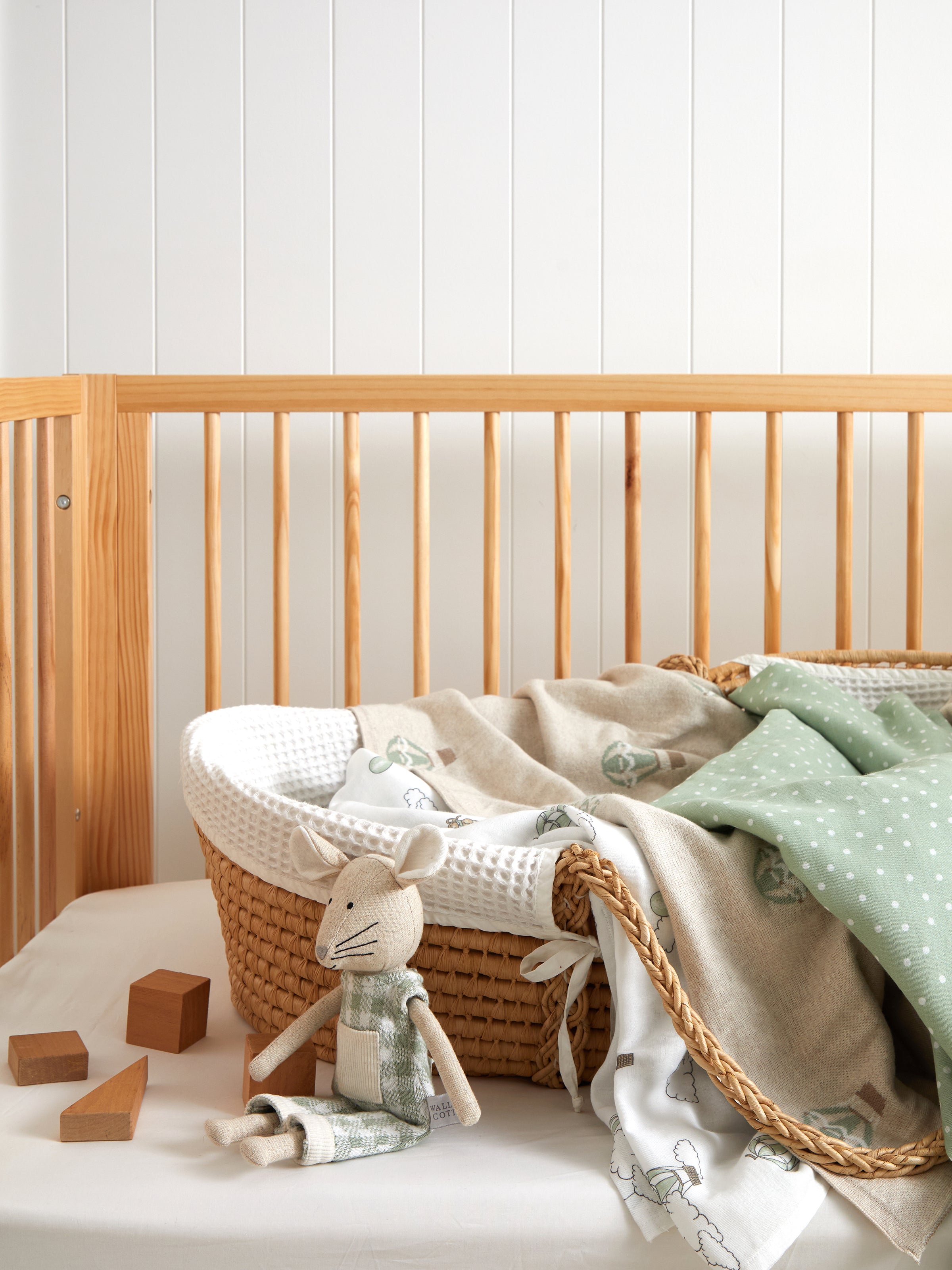 Up & Away Spot Muslin Cot Fitted Sheet | Green Spot-3