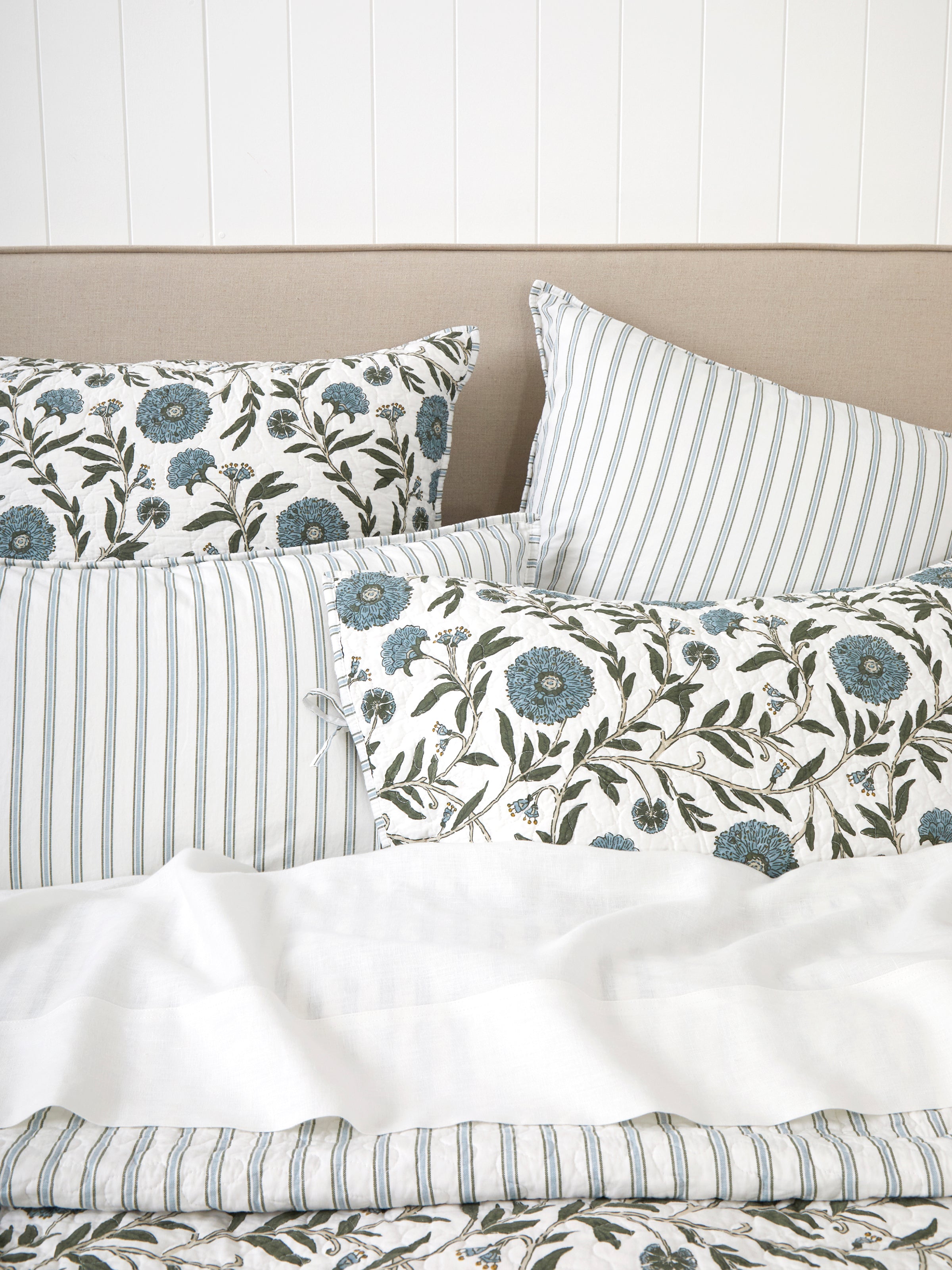 Willa Quilt | Floral-2