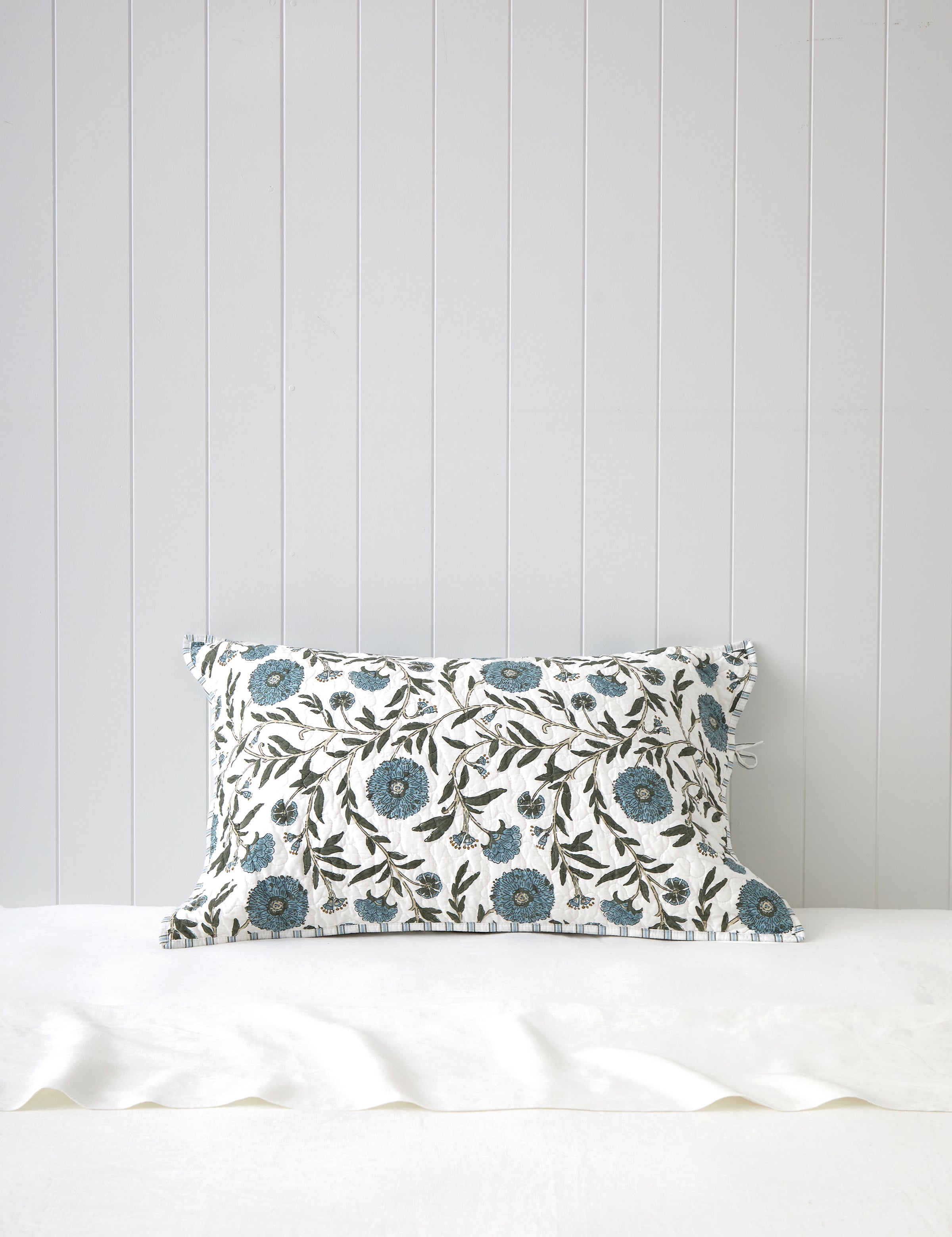 Willa Standard Pillowcase | Floral-1