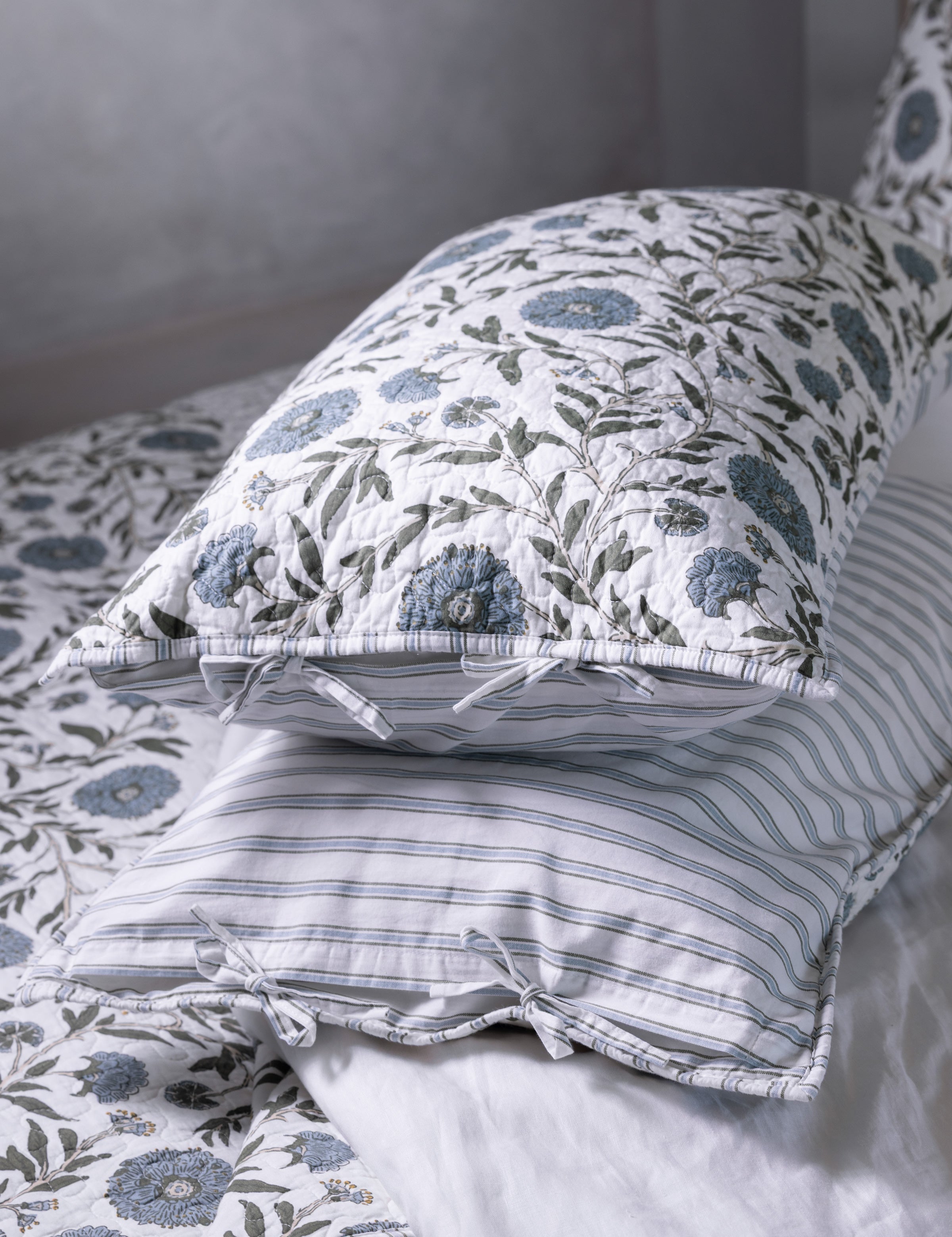 Willa Standard Pillowcase | Floral-2