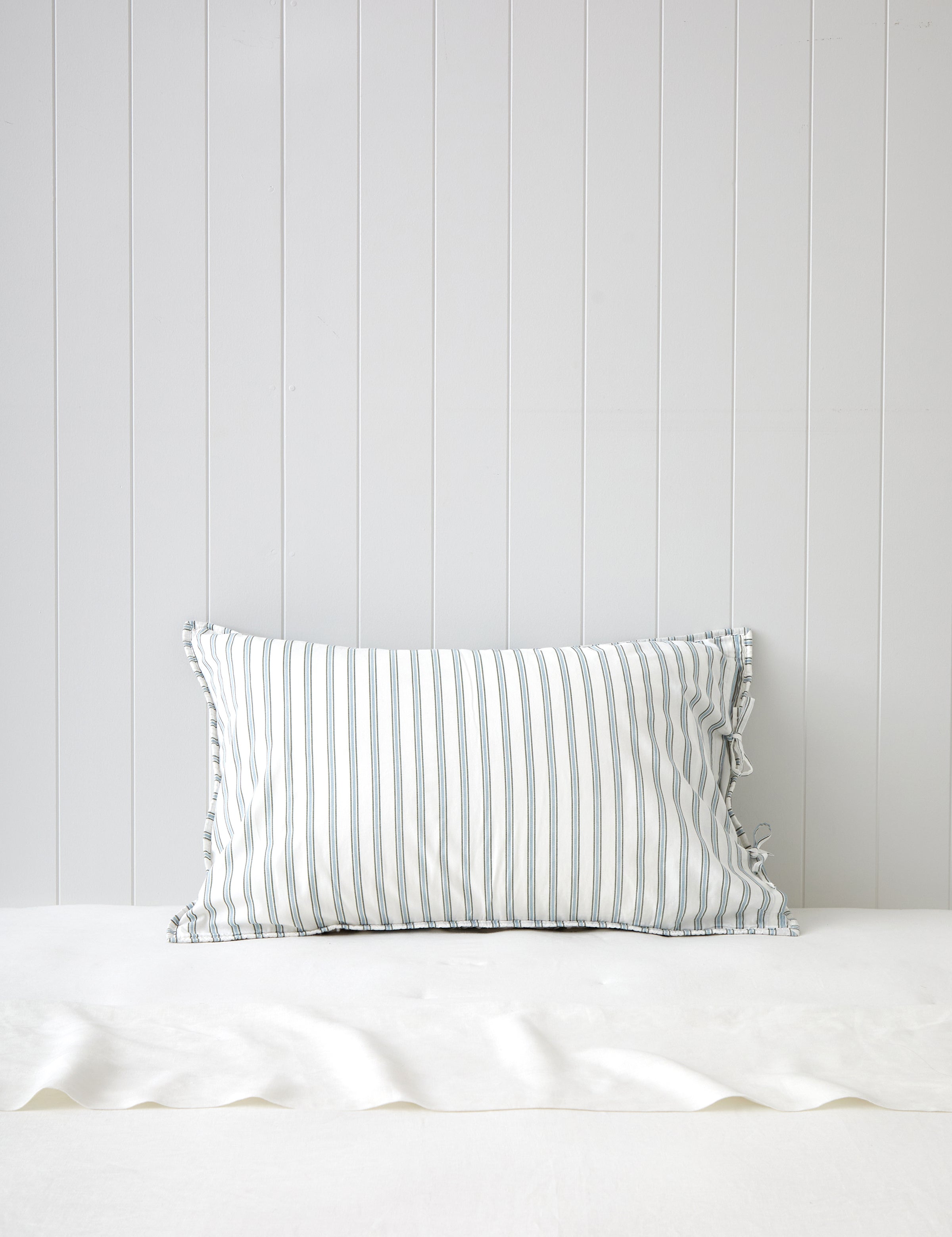 Willa Standard Pillowcase | Floral-3