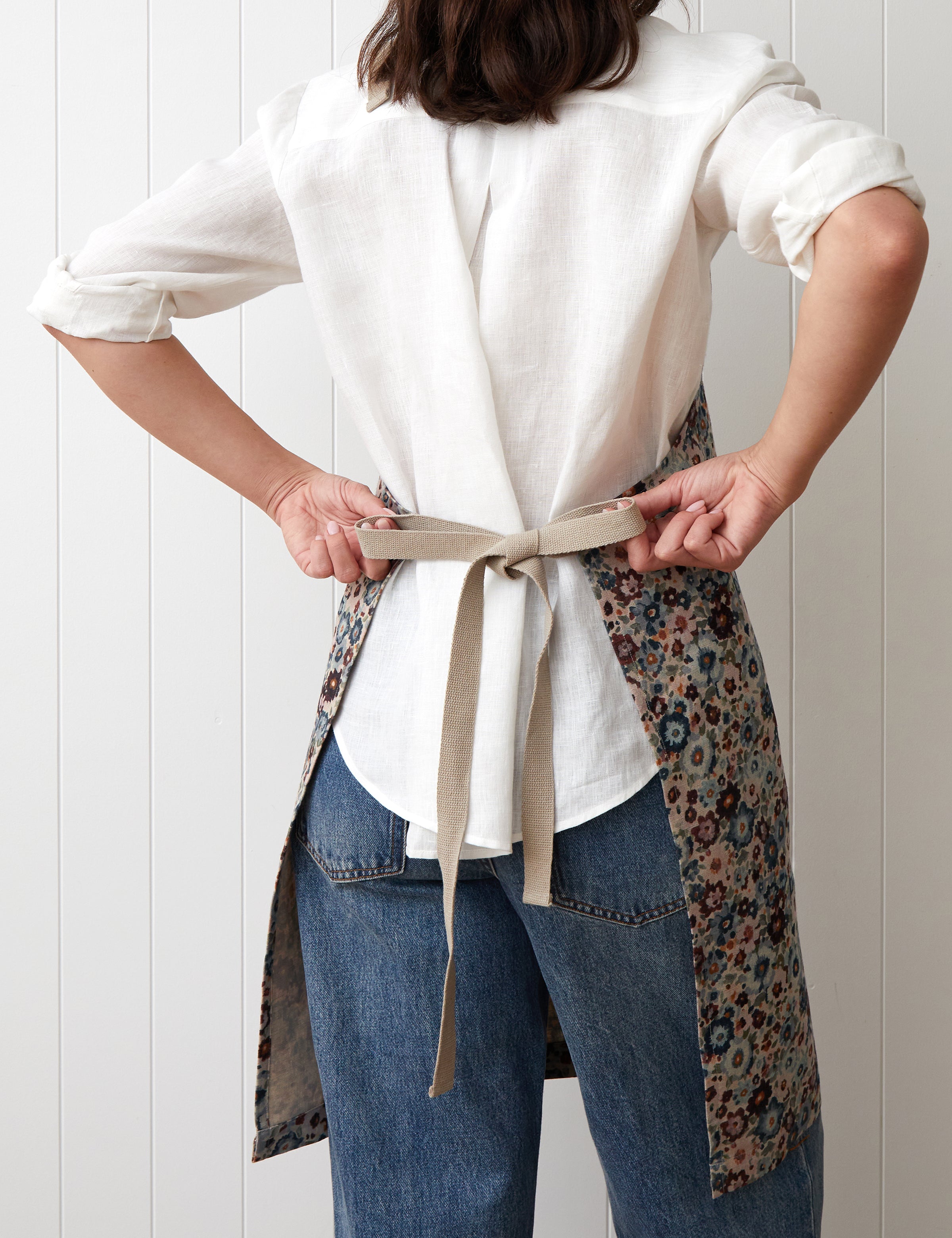 Zinnia Everyday Apron | Floral-3