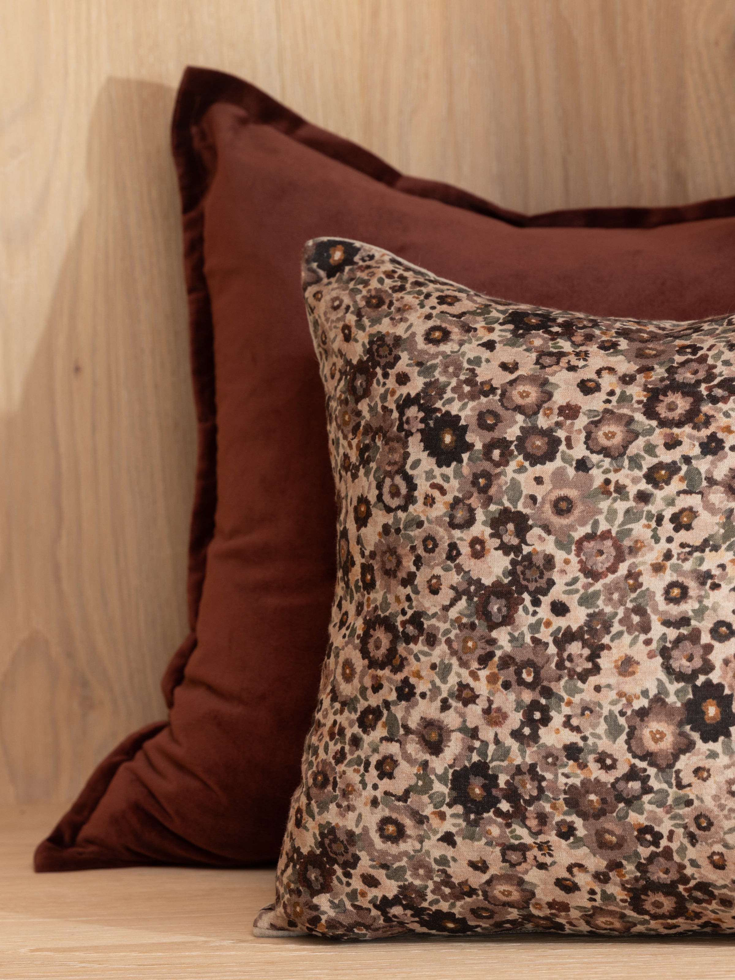 Zinnia Square Cushion Cover | Merlot Floral-2